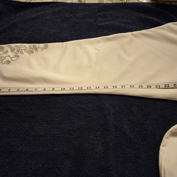 Chico's Fabulously Slimming pants size 1.5 - Picture 11 of 13